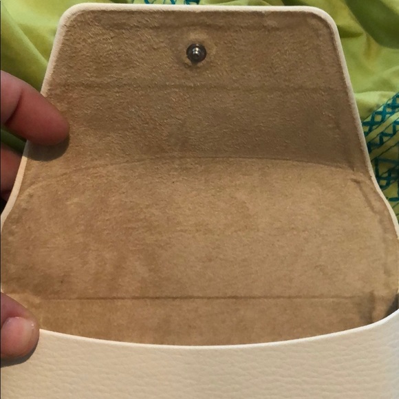 Michael Kors Sunglass Case - Picture 4 of 5